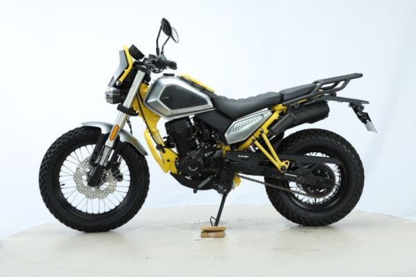 Мотоцикл дорожный Regulmoto (Регулмото) WIZARD серебро/жёлтый с ПТС | Мототека